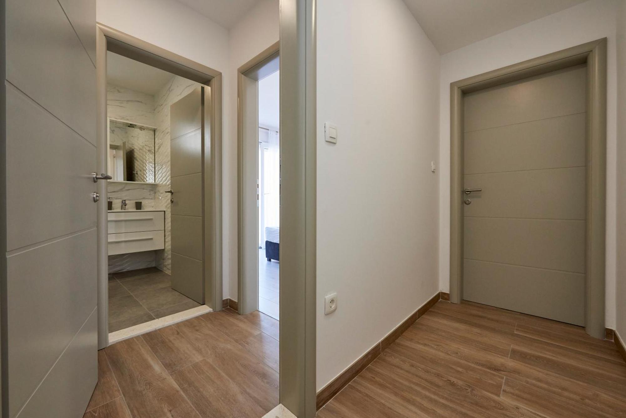 Apartments & Rooms Zaja Трогір Номер фото